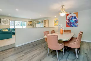 24 Glow Ln, Hicksville, NY 11801 - Photo 10