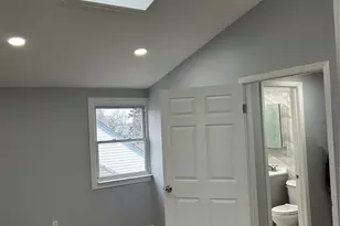 42 Princeton St, Valley Stream, NY 11580 - Photo 6