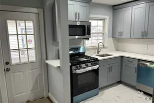 42 Princeton St, Valley Stream, NY 11580 - Photo 10