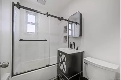 251-75 61st Avenue #2-702, Little Neck, NY 11362 - Photo 14