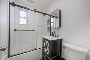 251-75 61st Ave, Little Neck, NY 11362 - Photo 14