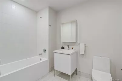 40 Westchester Place #203, New Rochelle, NY 10801 - Photo 8