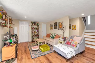 7 Vilno Ct, Huntington Station, NY 11746 - Photo 10