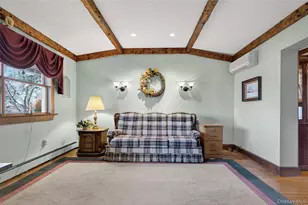 104 Windsor Ave, Rockville Centre, NY 11570 - Photo 8