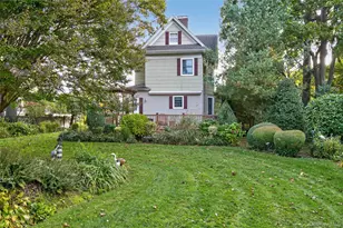 104 Windsor Ave, Rockville Centre, NY 11570 - Photo 26