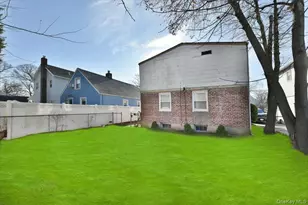 529 Stratford Rd, West Hempstead, NY 11550 - Photo 6