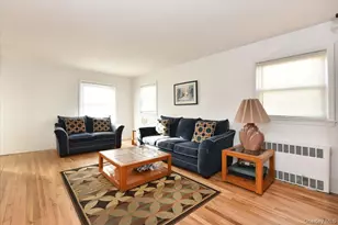 529 Stratford Rd, West Hempstead, NY 11550 - Photo 4