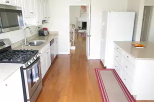 25 Winchester Oval, New Rochelle, NY 10805 - Photo 6