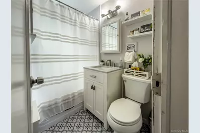 202 Emerson Place, Valley Stream, NY 11580 - Photo 26