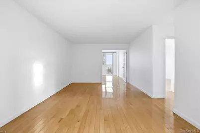 118-17 Union Tpke #16G, Forest Hills, NY 11375 - Photo 10