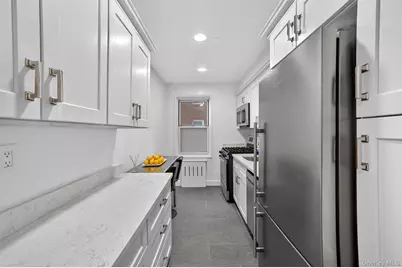 60 Locust Avenue #214-A, New Rochelle, NY 10801 - Photo 12