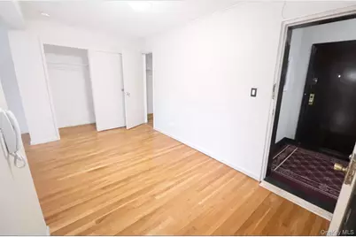 209-25 18th Ave #4C, Bayside, NY 11360 - Photo 2