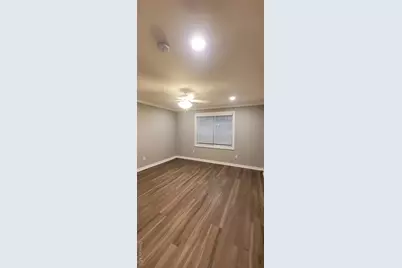 81 Secatogue Avenue #37, Farmingdale, NY 11735 - Photo 12