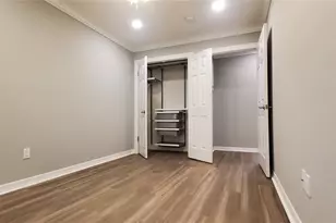 81 Secatogue Ave, Farmingdale, NY 11735 - Photo 16