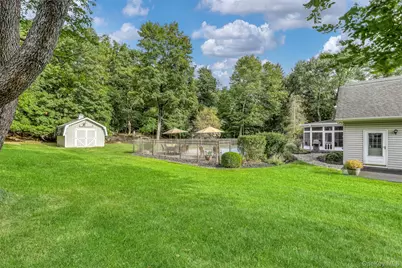 12 Canterbury Lane, Suffern, NY 10901 - Photo 26