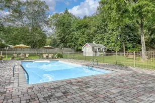 12 Canterbury Ln, Suffern, NY 10901 - Photo 24