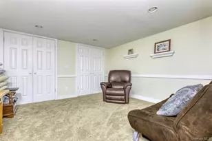 12 Canterbury Ln, Suffern, NY 10901 - Photo 22