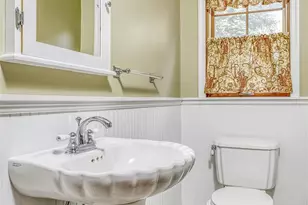 12 Canterbury Ln, Suffern, NY 10901 - Photo 10