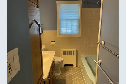 34 Scholl Drive, Farmingdale, NY 11735 - Photo 10
