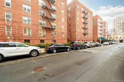 2080 Barnes Avenue #4A, Bronx, NY 10462 - Photo 1