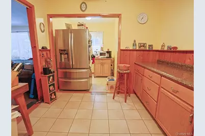 27 Elm Road N, Wurtsboro, NY 12790 - Photo 8