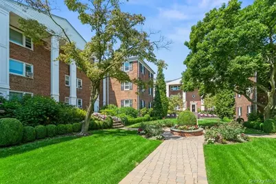 1833 Palmer Avenue #3E, Larchmont, NY 10538 - Photo 2