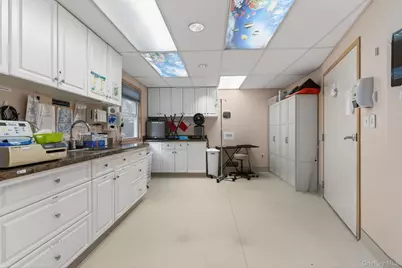 301 Hurley Avenue, Kingston, NY 12401 - Photo 16