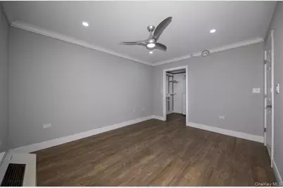 1100 Avalon Street #S1257, Glen Cove, NY 11542 - Photo 6