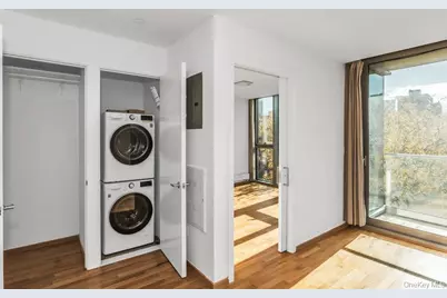 2309 Broadway, Astoria, NY 11106 - Photo 10