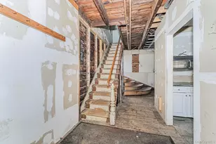 102 Wright St, New York, NY 10304 - Photo 6