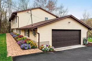 26 Waterbury Rd, Warwick, NY 10990 - Photo 2