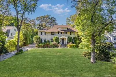 31 Howell Avenue, Larchmont, NY 10538 - Photo 2