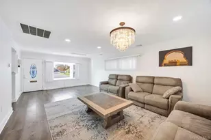 111 Blacksmith Rd E, Levittown, NY 11756 - Photo 4