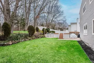 31 Country Ln Dr, Kings Park, NY 11754 - Photo 32