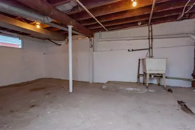 89 Smith Street, Poughkeepsie, NY 12601 - Photo 40