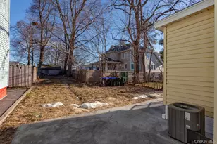 89 Smith St, Poughkeepsie, NY 12601 - Photo 38