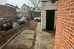 48-18 190th St, Flushing, NY 11365 - Photo 4