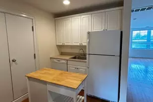 131 E Main St, Bay Shore, NY 11706 - Photo 2