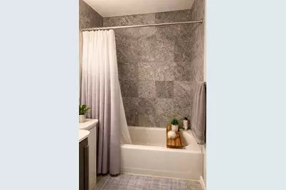 4 Martine Avenue #1001, White Plains, NY 10606 - Photo 4