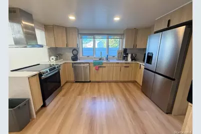 28 Floral Avenue, Bethpage, NY 11714 - Photo 4