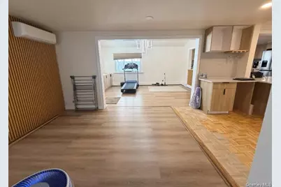 28 Floral Avenue, Bethpage, NY 11714 - Photo 10