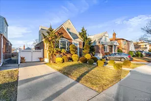 145-65 9th Ave, Whitestone, NY 11357 - Photo 20