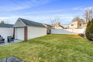 145-65 9th Ave, Whitestone, NY 11357 - Photo 22