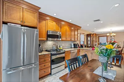 145-65 9th Avenue, Whitestone, NY 11357 - Photo 8