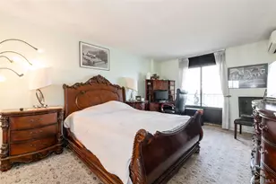 25-40 Shore Blvd, Astoria, NY 11102 - Photo 14