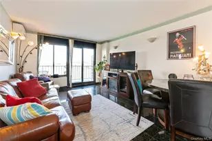 25-40 Shore Blvd, Astoria, NY 11102 - Photo 2