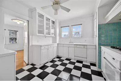 225 Nassau Boulevard, Garden City, NY 11530 - Photo 12