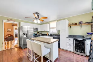 204 Myrtle Ave, Port Jefferson, NY 11777 - Photo 16