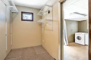 195 Norma Ave, West Islip, NY 11795 - Photo 18