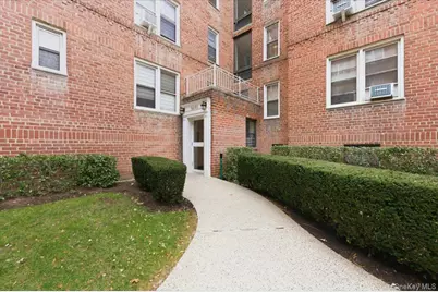 5645 Netherland Avenue #2F, Bronx, NY 10471 - Photo 1